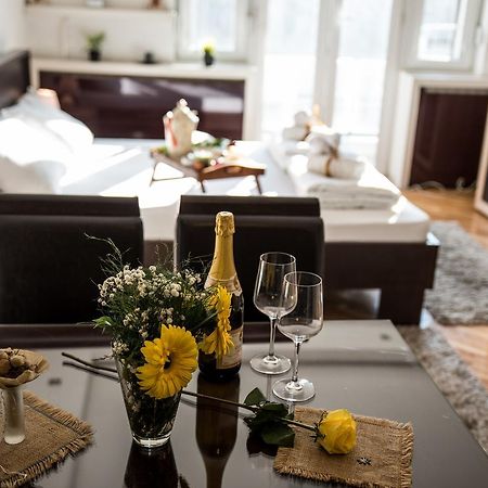 Balkan-Inn Parlament Apartment Belgrad Zewnętrze zdjęcie